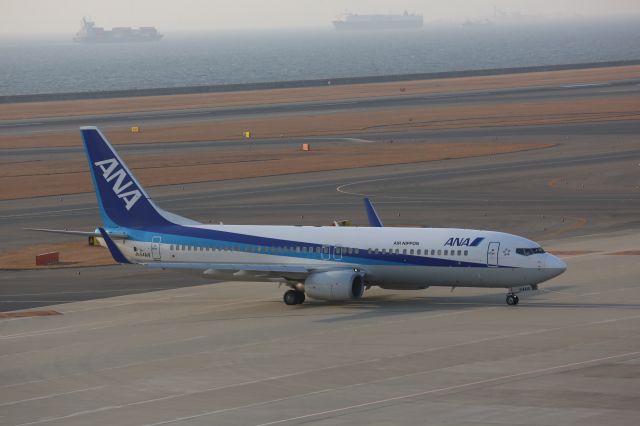 Boeing 737-800 (JA54AN)