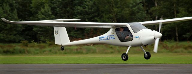 — — - FLY IN ZWARTBERG 2016 WITH PIPISTREL