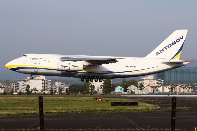 Antonov An-124 Ruslan (UR-82027) - April 13th 2022br /Yokota Air Force Base, Japanbr /br /ADB3156　ANC→OKO