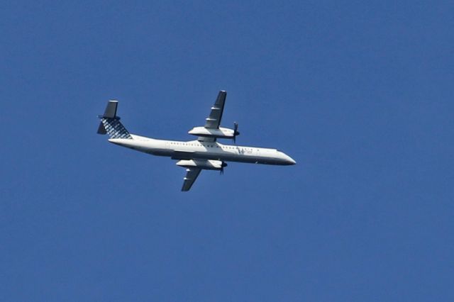 de Havilland Dash 8-400 — - Porter 139, from Toronto CYTZ, as it approaches KEWR at 1707hrsEDT on 09-Aug-2016.