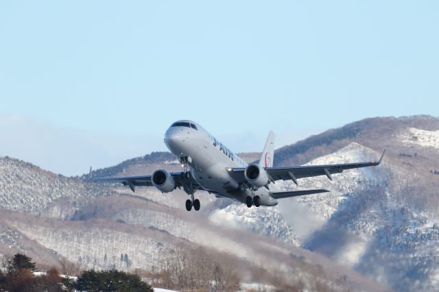 Embraer 170/175 (JA226J) - 21 January 2016:HKD-ITM.