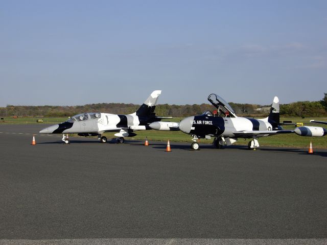 Aero L-39 Albatros (N136EM) - L-39 and T-33 (N134EM)