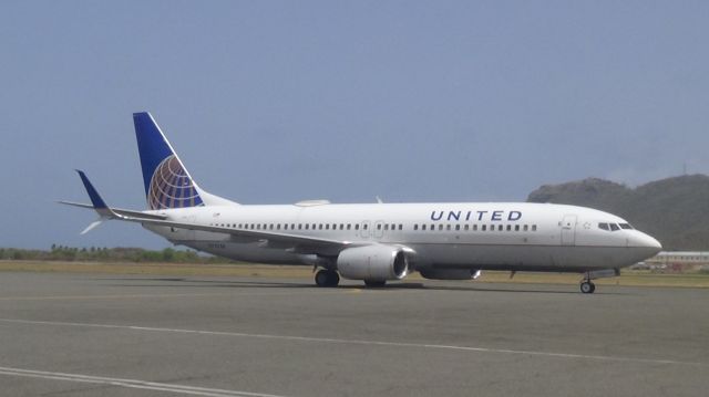 Boeing 737-800 (N73256)