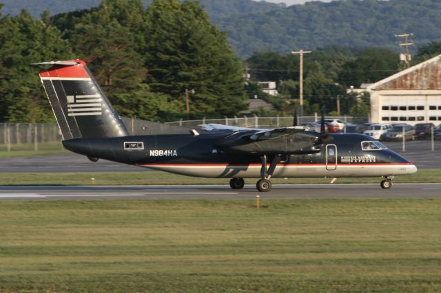 de Havilland Dash 8-100 (N984HA) - July 12, 2007 - leaving Allentown. PA