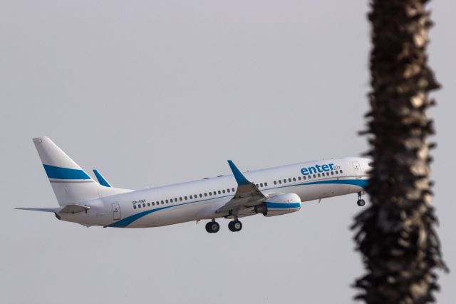 Boeing 737-800 (SP-ENY)
