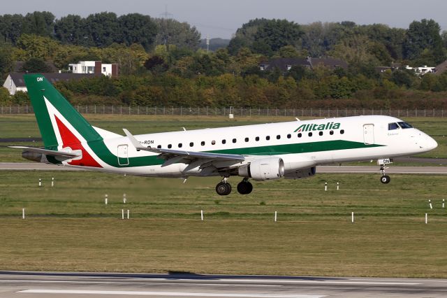 EMBRAER 175 (long wing) (EI-RDN)