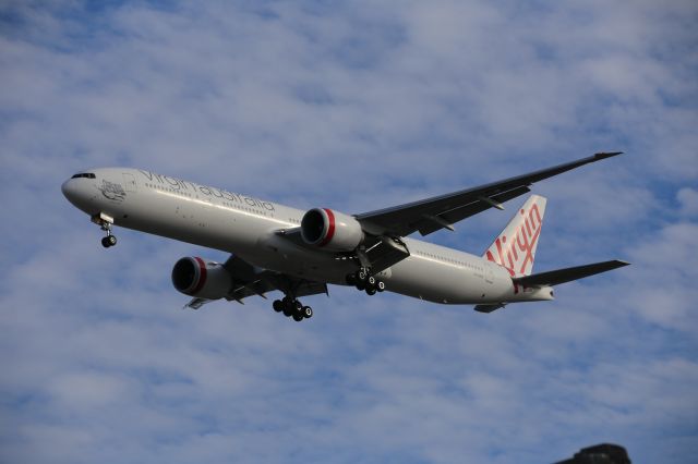 BOEING 777-300ER (VH-VPH)