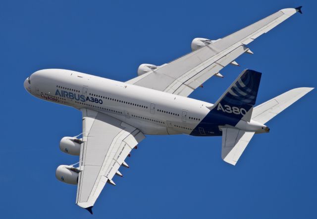 Airbus A380-800 (F-WWDD) - The massive A380-800 flight display at the 2016 Farnborough Airshow.  Canon 1DXmk2 560mm