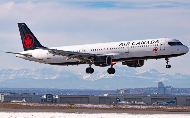 Airbus A321 (C-GJVX)