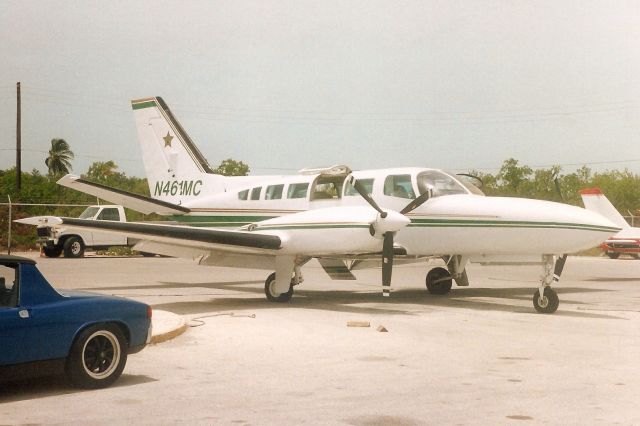 Cessna 404 Titan (N461MC) - Seen here in Jul-94.br /br /Reregistered C-GIWP 25-Mar-02.