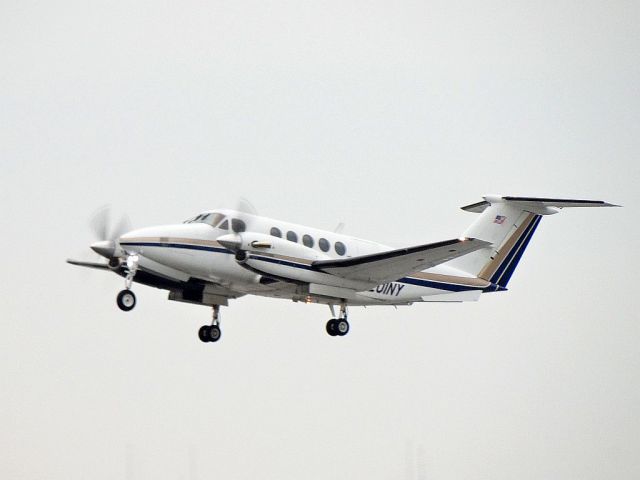 Beechcraft Super King Air 200 (N201NY)