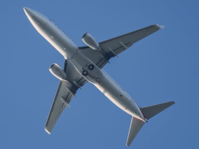 Boeing 737-800 (N930NN)