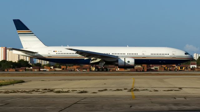 Boeing 777-200 (EC-MIA)