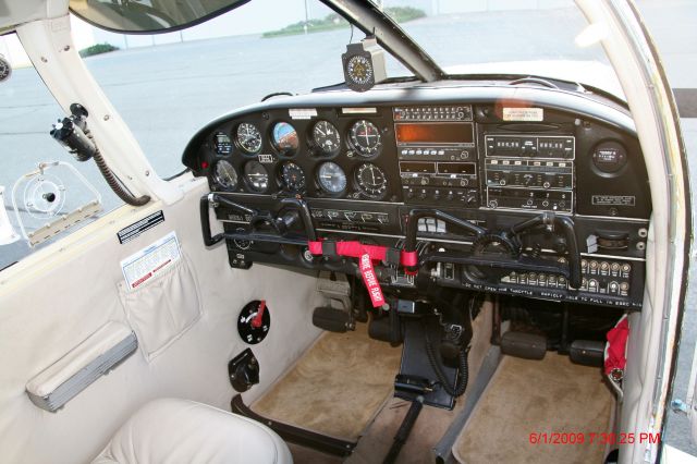 Piper Cherokee (N95091)