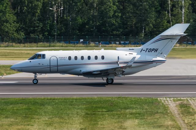 Hawker 800 (I-TOPH)