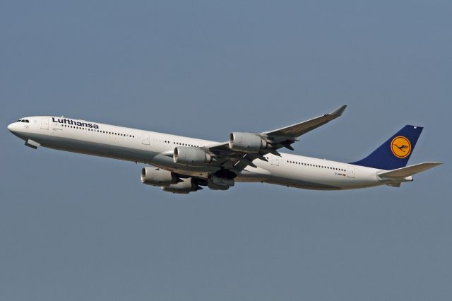 Airbus A340-600 (D-AIHF)