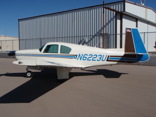 Mooney M-20 (N6223U)