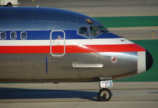 McDonnell Douglas MD-82 (N7518A)