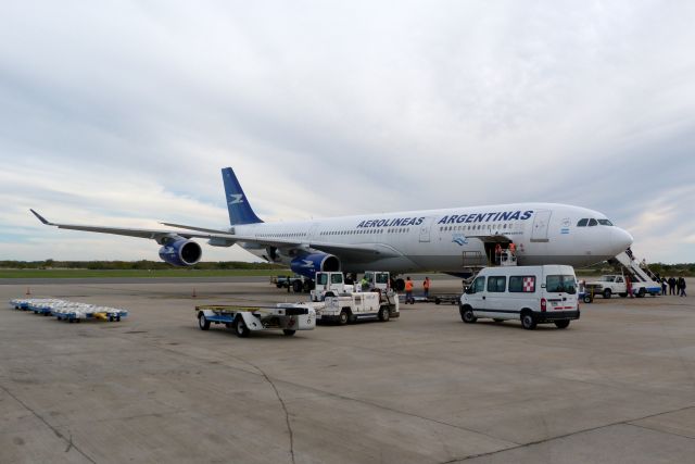 Airbus A340-300 (LV-BMT)