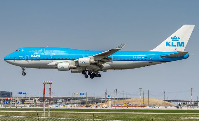 Boeing 747-400 (PH-BFG)