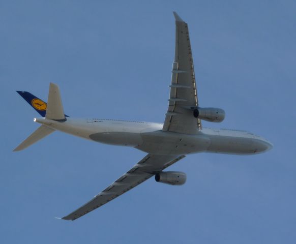 Airbus A330 (D-AIKE)