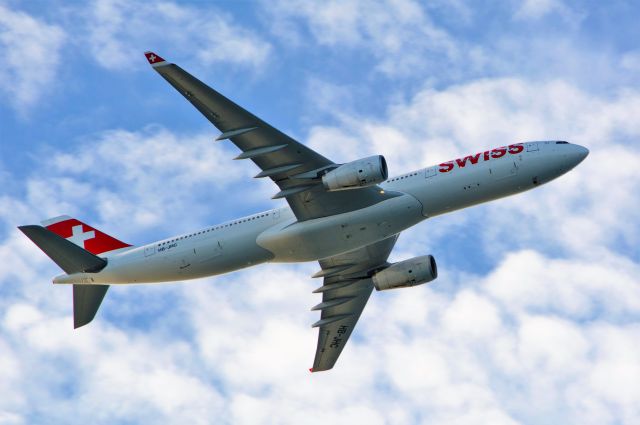 Airbus A330-300 (HB-JHC) - SWISS over Boston Harbor this afternoon