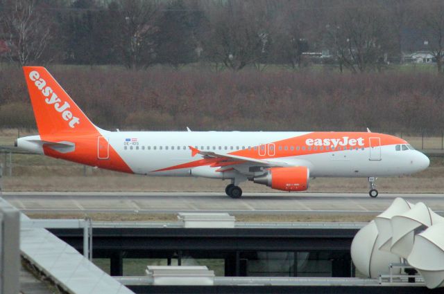 Airbus A320 (OE-IDS) - Departing rwy 25L on 20-Feb-24 operating flight EJU5101 to GCFV.