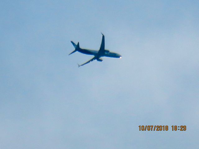 Boeing 737-900 (N290AK)