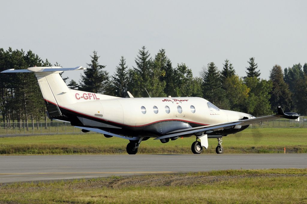 Pilatus PC-12 (C-GFIL)