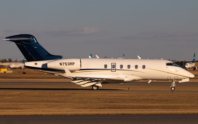 Bombardier Challenger 300 (N753RP)
