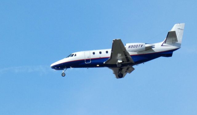 Cessna Citation Excel/XLS (N900TV) - On final is this 2000 Cessna Citation 560XLS from the Autumn of 2020.