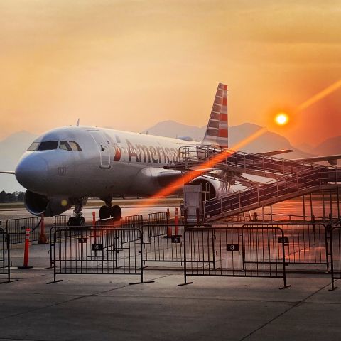 Airbus A319 —