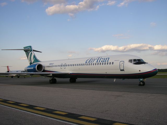 Boeing 717-200 (N894AT) - Ready to taxi down to RWY05