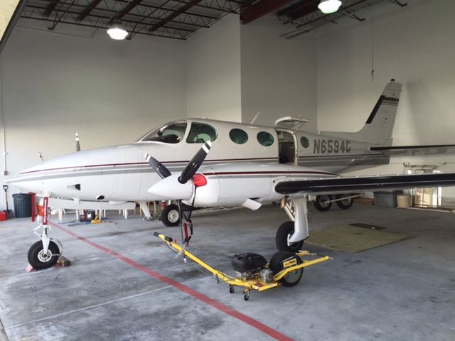 Cessna 335 (N6594C)