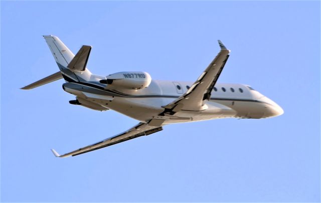 IAI Gulfstream G200 (N877RU)