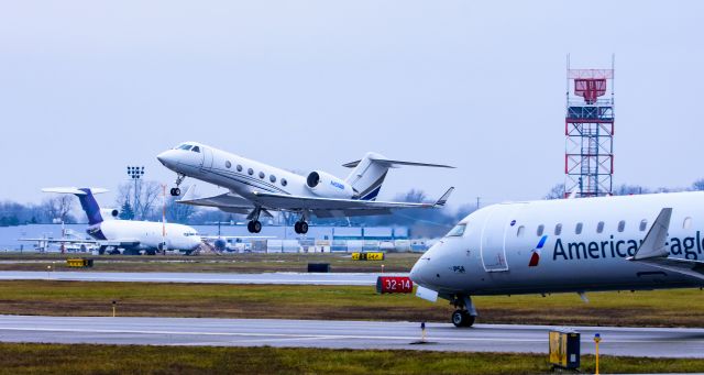 Gulfstream Aerospace Gulfstream IV (N455MB)