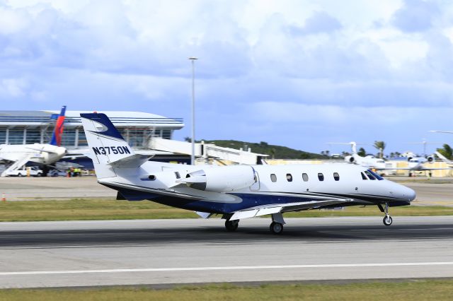 Cessna Citation Excel/XLS (N3750N) - N3750N landing at TNCM St Maarten