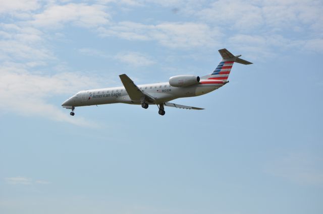 Canadair Regional Jet CRJ-200 (N601DW)