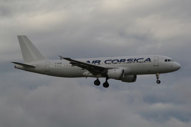 Airbus A320 (F-GHQE) - ex Air France