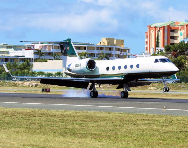 Gulfstream Aerospace Gulfstream IV (N228RE)