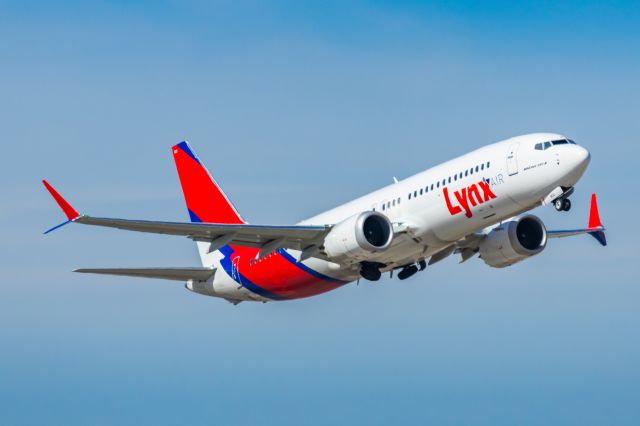 Boeing 737 MAX 8 (C-FULH) - A Lynx Air 737 MAX 8 taking off from PHX on 2/11/23 during the Super Bowl rush. Taken with a Canon R7 and Canon EF 100-400 II L lens.