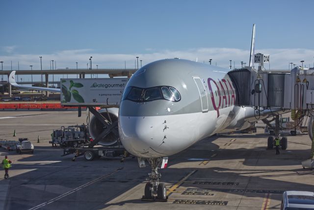 Airbus A350-1000 (A7-ANM)