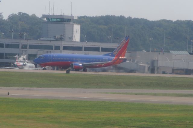 Boeing 737-700 (N602SW)