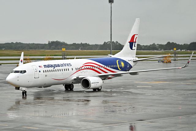 Boeing 737-800 (9M-MLS)