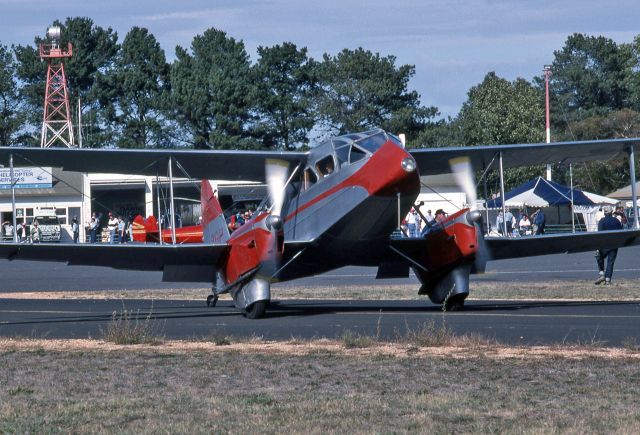 DE HAVILLAND DH-84 Dragon (VH-BGP)