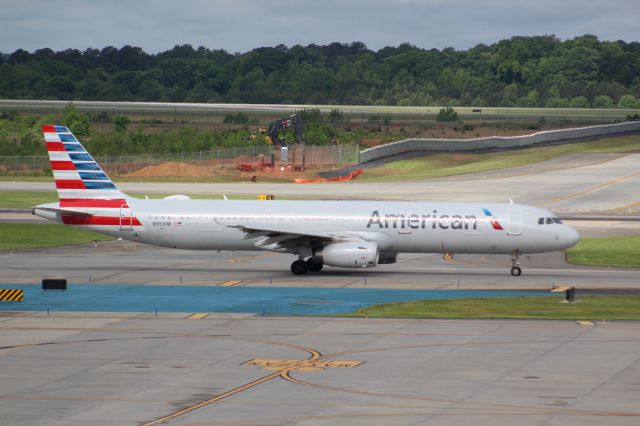 Airbus A321 (N551UW)