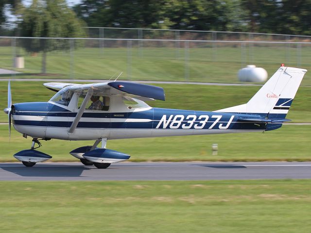 Beechcraft Bonanza (36) (N8337J)