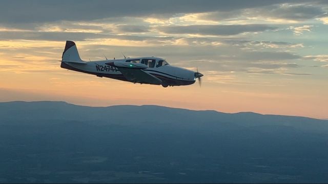 North American Navion (N2474T)