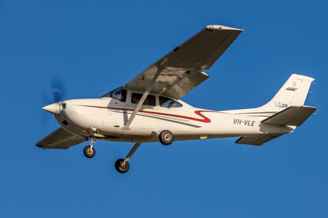 Cessna Skylane (VH-VLE)