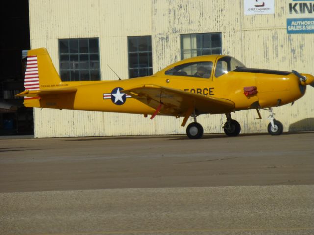 North American Navion (N89JR)